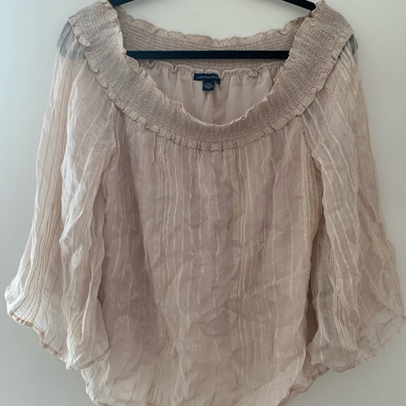 Off the Shoulder Top - Picture 1 of 3